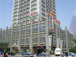 Motel 168 Pudong Waigaoqiao Branch เซี่ยงไฮ้ ภายนอก รูปภาพ