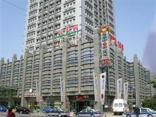 Motel 168 Pudong Waigaoqiao Branch เซี่ยงไฮ้ ภายนอก รูปภาพ